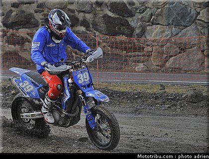 serafini_21_supermoto_andorre_2009.jpg