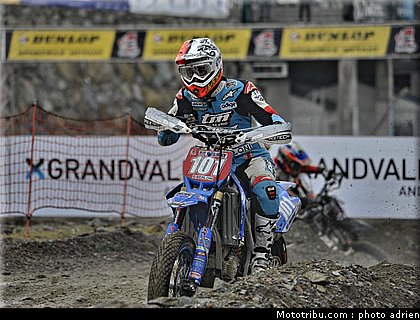 vandenbosch_04_supermoto_andorre_2009.jpg