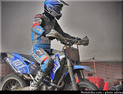 vandenbosch_23_supermoto_andorre_2009.jpg