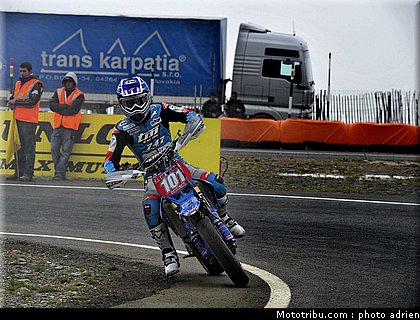 vandenbosch_28_supermoto_andorre_2009.jpg