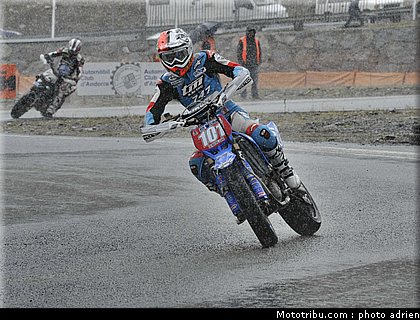 vandenbosch_48_supermoto_andorre_2009.jpg