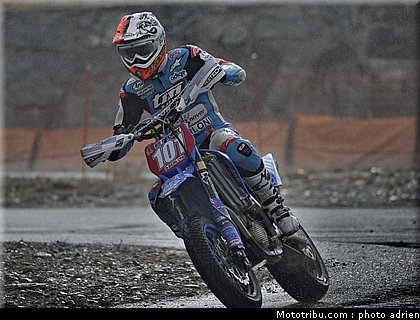 vandenbosch_51_supermoto_andorre_2009.jpg