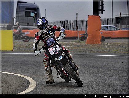 winstanley_12_supermoto_andorre_2009.jpg