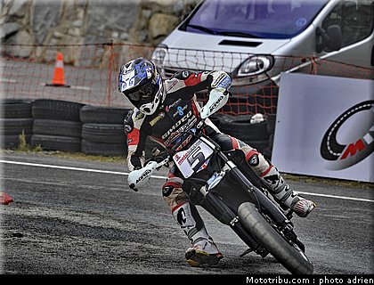 winstanley_14_supermoto_andorre_2009.jpg