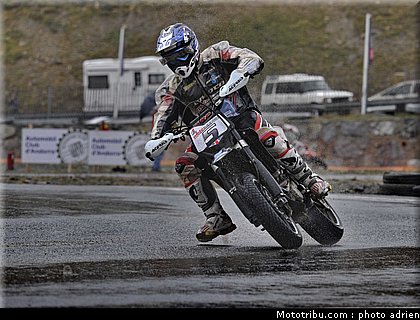 winstanley_20_supermoto_andorre_2009.jpg