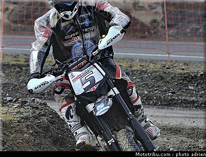 winstanley_21_supermoto_andorre_2009.jpg