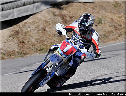 supermotard_blot_02_alp_huez_2010.jpg