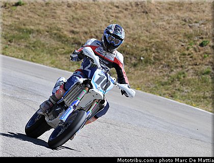 supermotard_marieluce_5_alp_huez_2010.jpg