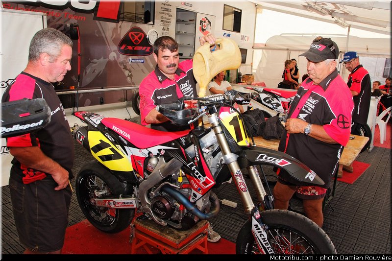 supermotard_ambiance_014_alp_huez_2010