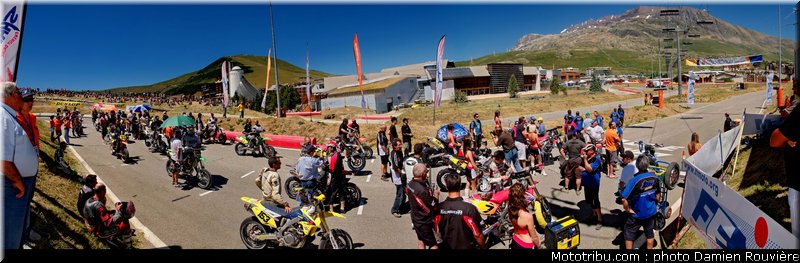 supermotard_panorama_14_alp_huez_2010