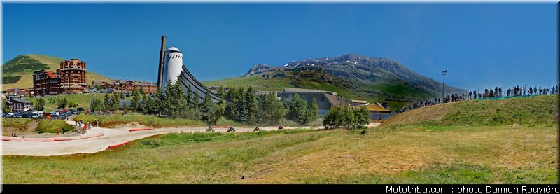 supermotard_panorama_16_alp_huez_2010
