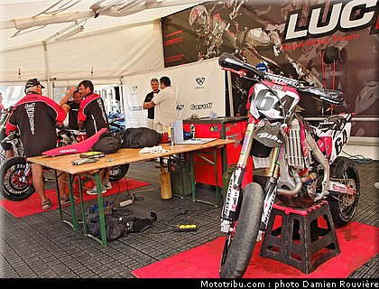 supermotard_ambiance_009_alp_huez_2010.jpg