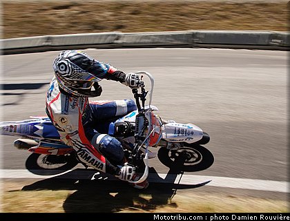 supermotard_blot_01_alp_huez_2010.jpg