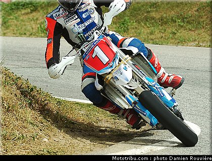 supermotard_blot_06_alp_huez_2010.jpg