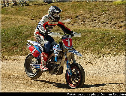 supermotard_blot_17_alp_huez_2010.jpg