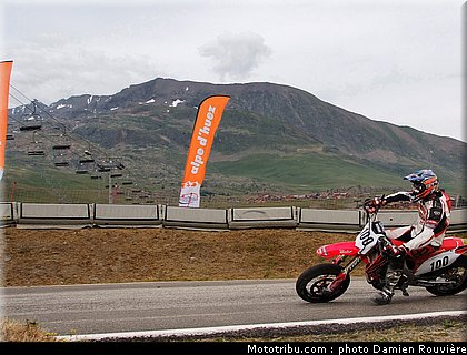 supermotard_chevallier_1_alp_huez_2010.jpg