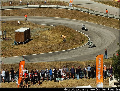 supermotard_finale_s1_012_alp_huez_2010.jpg