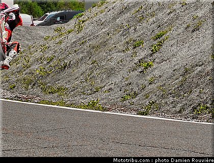 supermotard_finale_s2_027_alp_huez_2010.jpg