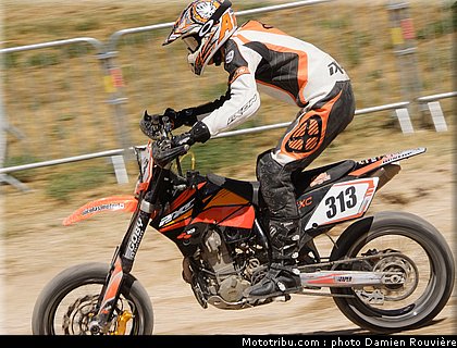 supermotard_open_01_alp_huez_2010.jpg