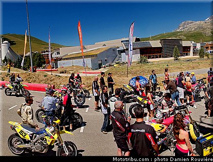 supermotard_panorama_14_alp_huez_2010.jpg