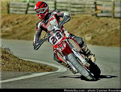 supermotard_rey_1_alp_huez_2010.jpg