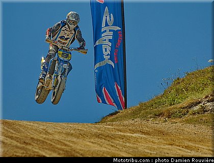 supermotard_vincent_1_alp_huez_2010.jpg
