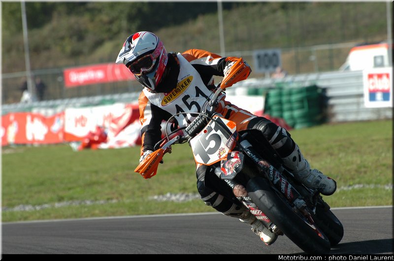 superbiker_courbet_mettet_2010