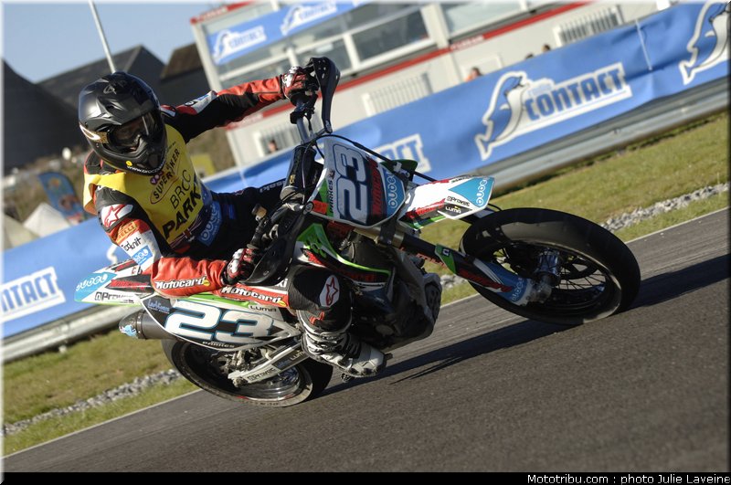 superbiker_parkes_07_mettet_2010