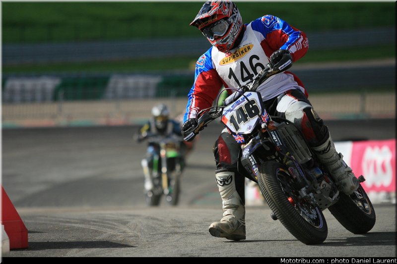 bentley_002_superbiker_mettet_2011
