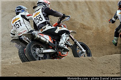 002_superbiker_mettet_2011.jpg