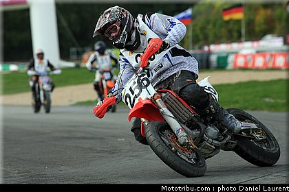 lindstrom_001_superbiker_mettet_2011.jpg