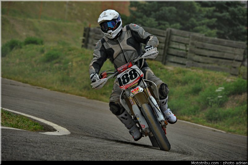 supermotard_chaucheprat_001_alp_huez_2011