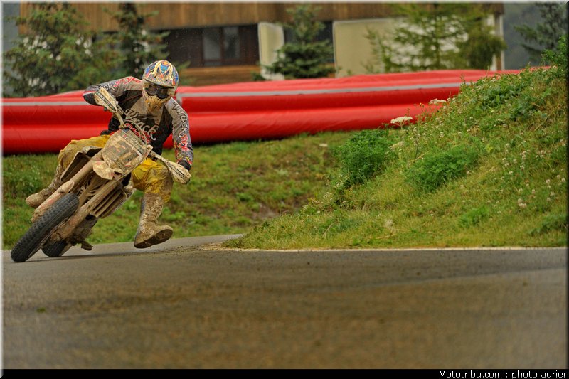 supermotard_delon_005_alp_huez_2011