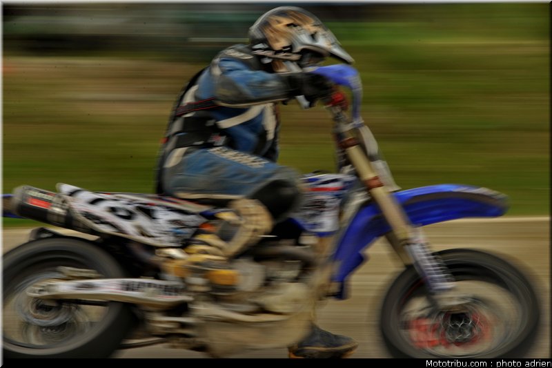 supermotard_desfargues_001_alp_huez_2011