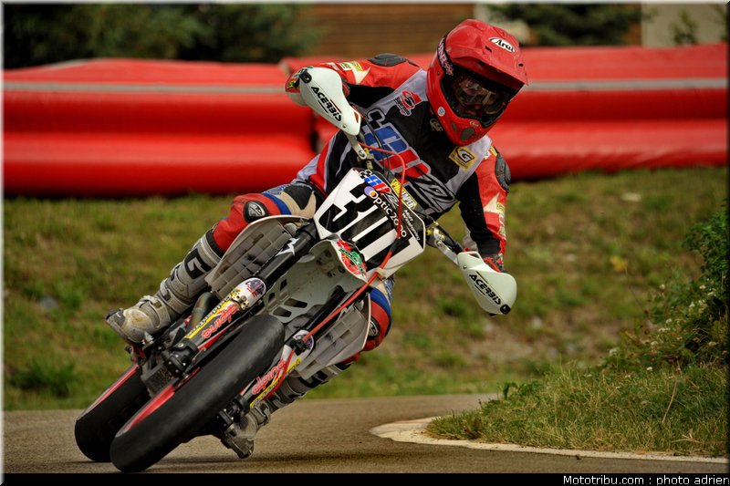 supermotard_winstanley_002_alp_huez_2011