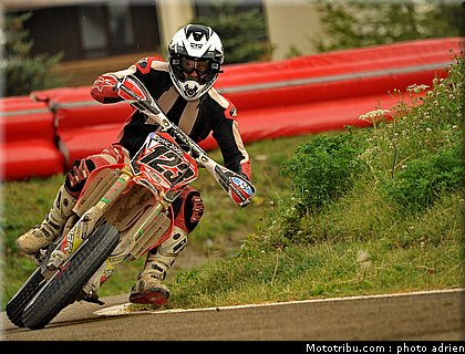 supermotard_baffeleuf_002_alp_huez_2011.JPG