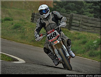 supermotard_chaucheprat_001_alp_huez_2011.JPG
