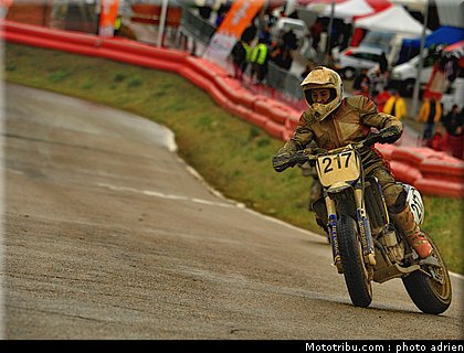supermotard_chomsky_001_alp_huez_2011.JPG