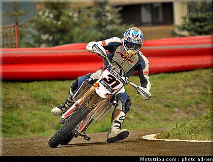 supermotard_delon_003_alp_huez_2011.JPG