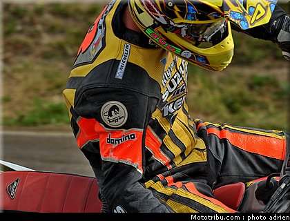 supermotard_fesquet_001_alp_huez_2011.JPG