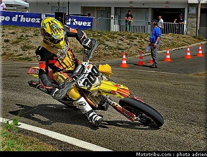 supermotard_fesquet_002_alp_huez_2011.JPG