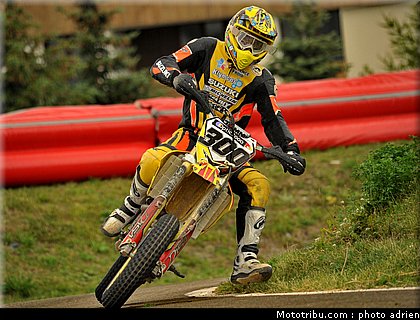 supermotard_fesquet_004_alp_huez_2011.JPG