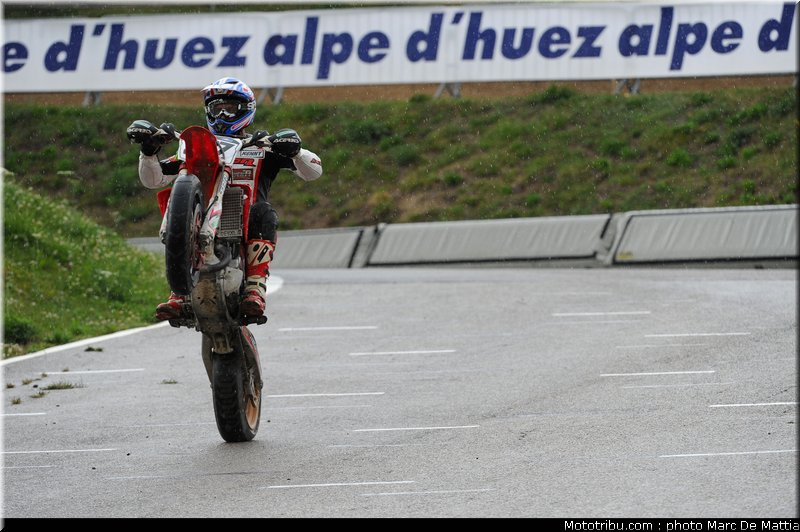 supermotard_013_alp_huez_2011