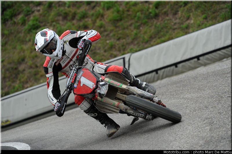 supermotard_bidart_004_alp_huez_2011
