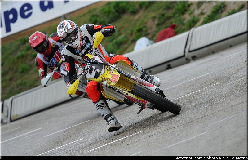 supermotard_blot_005_alp_huez_2011