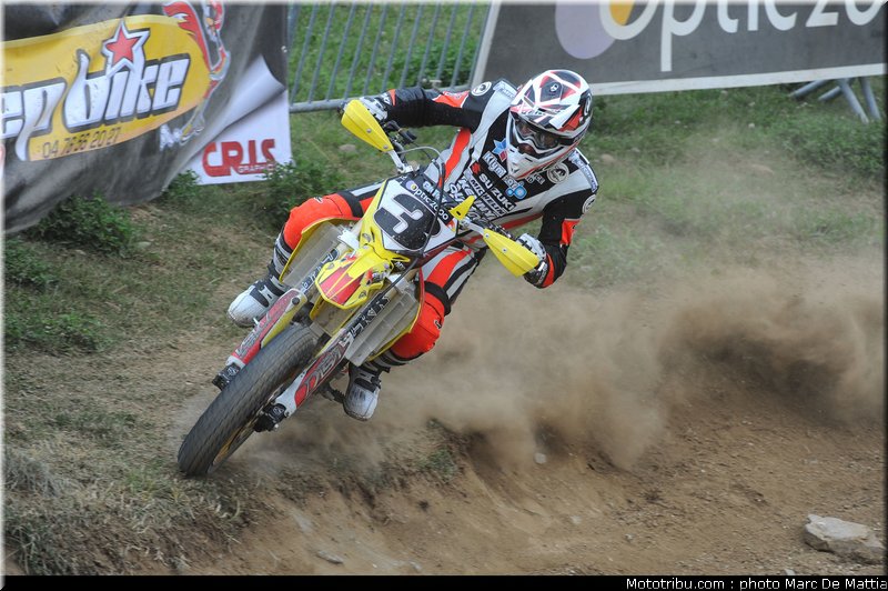 supermotard_blot_008_alp_huez_2011