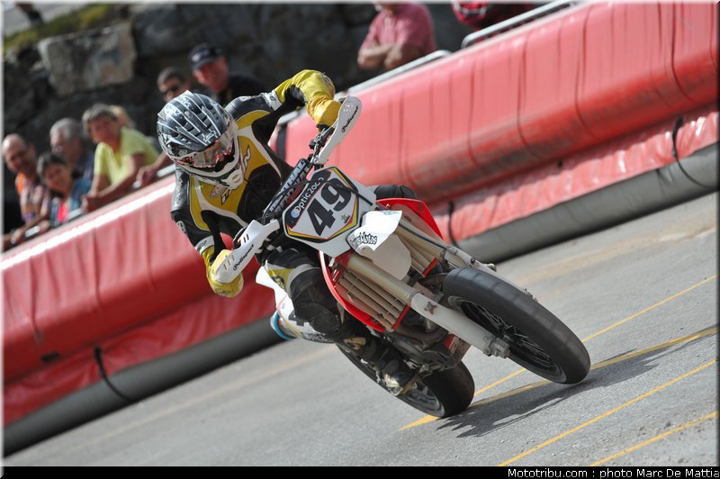 supermotard_chutaux_001_alp_huez_2011
