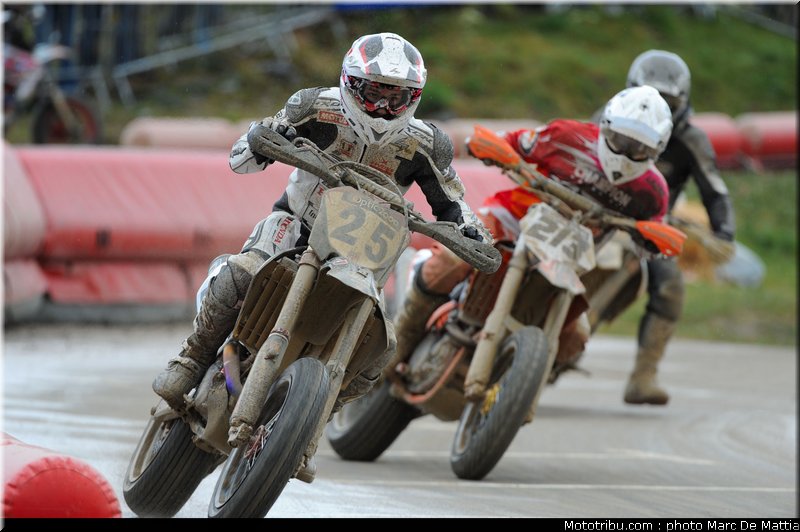 supermotard_decabooter_001_alp_huez_2011