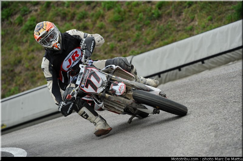 supermotard_guenzi_002_alp_huez_2011