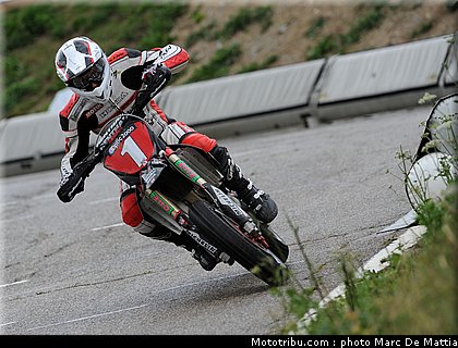 supermotard_bidart_002_alp_huez_2011.JPG